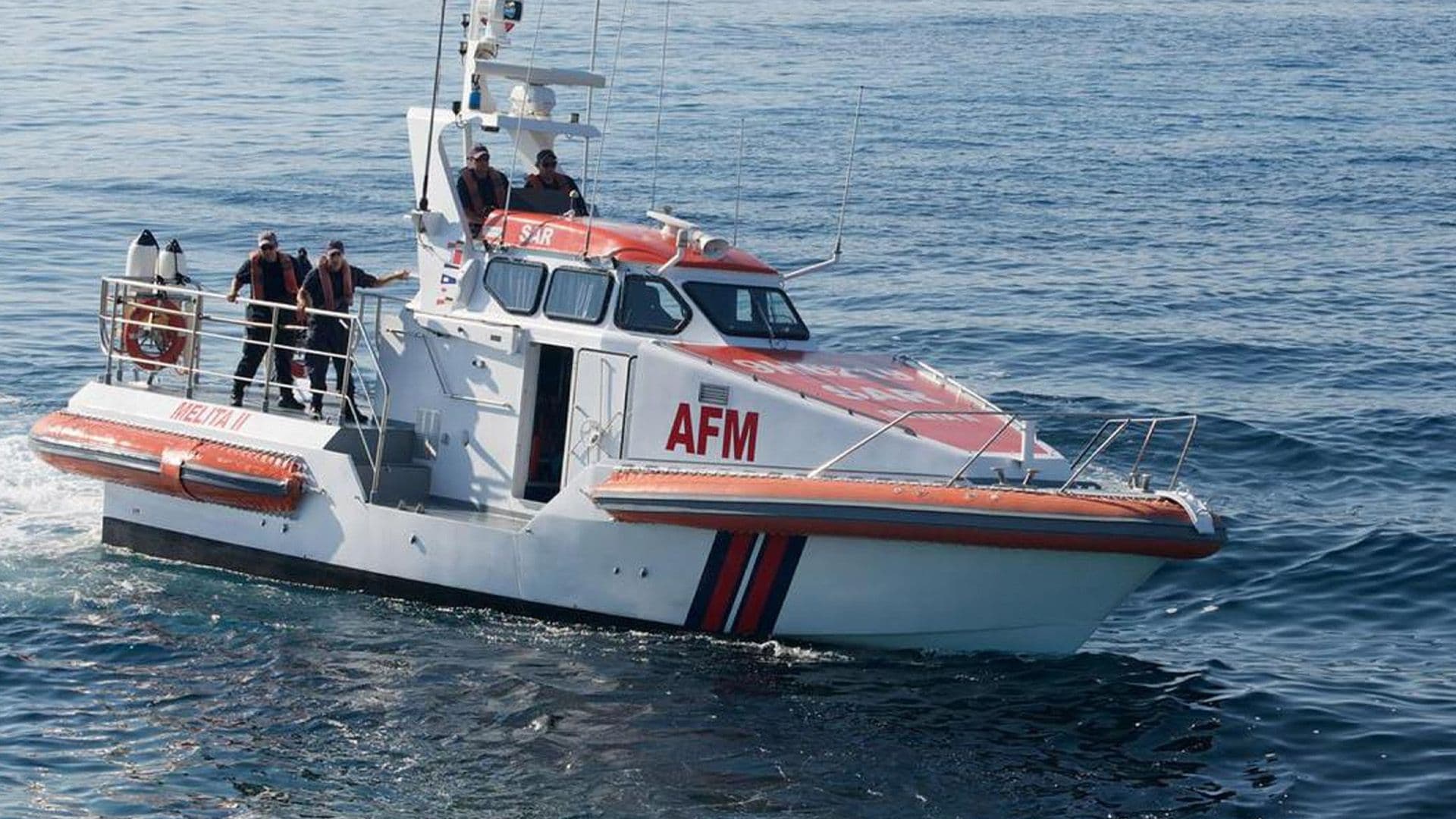 AFM & CPD Team Up TO Rescue 5 Divers Off Gozo Coast