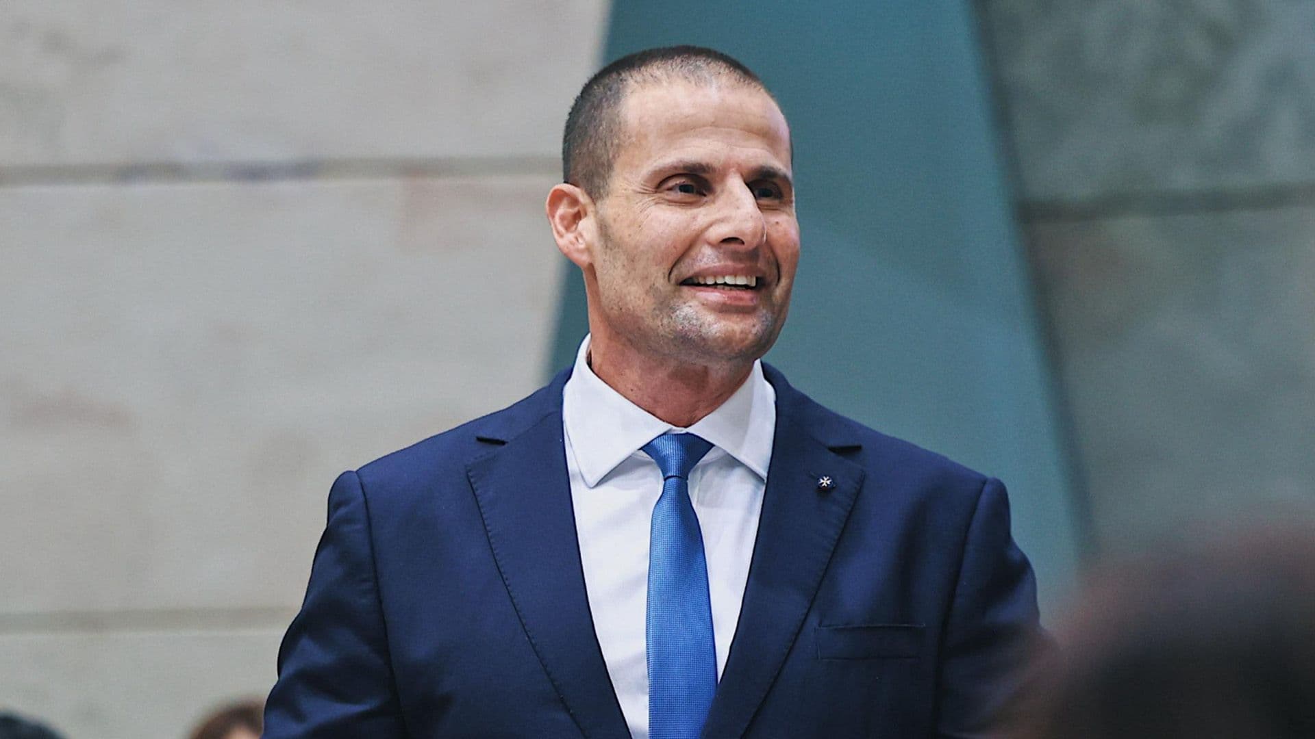 ROBERT ABELA GUARANTEES STABLE FUEL PRICES AMID GLOBAL OIL PRICE SURGE