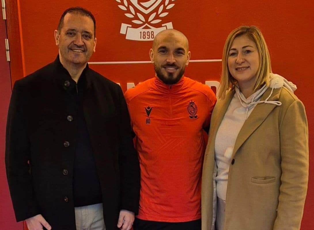 MFA Vice President Adrian Casha visits Teddy Teuma at Standard de Liège