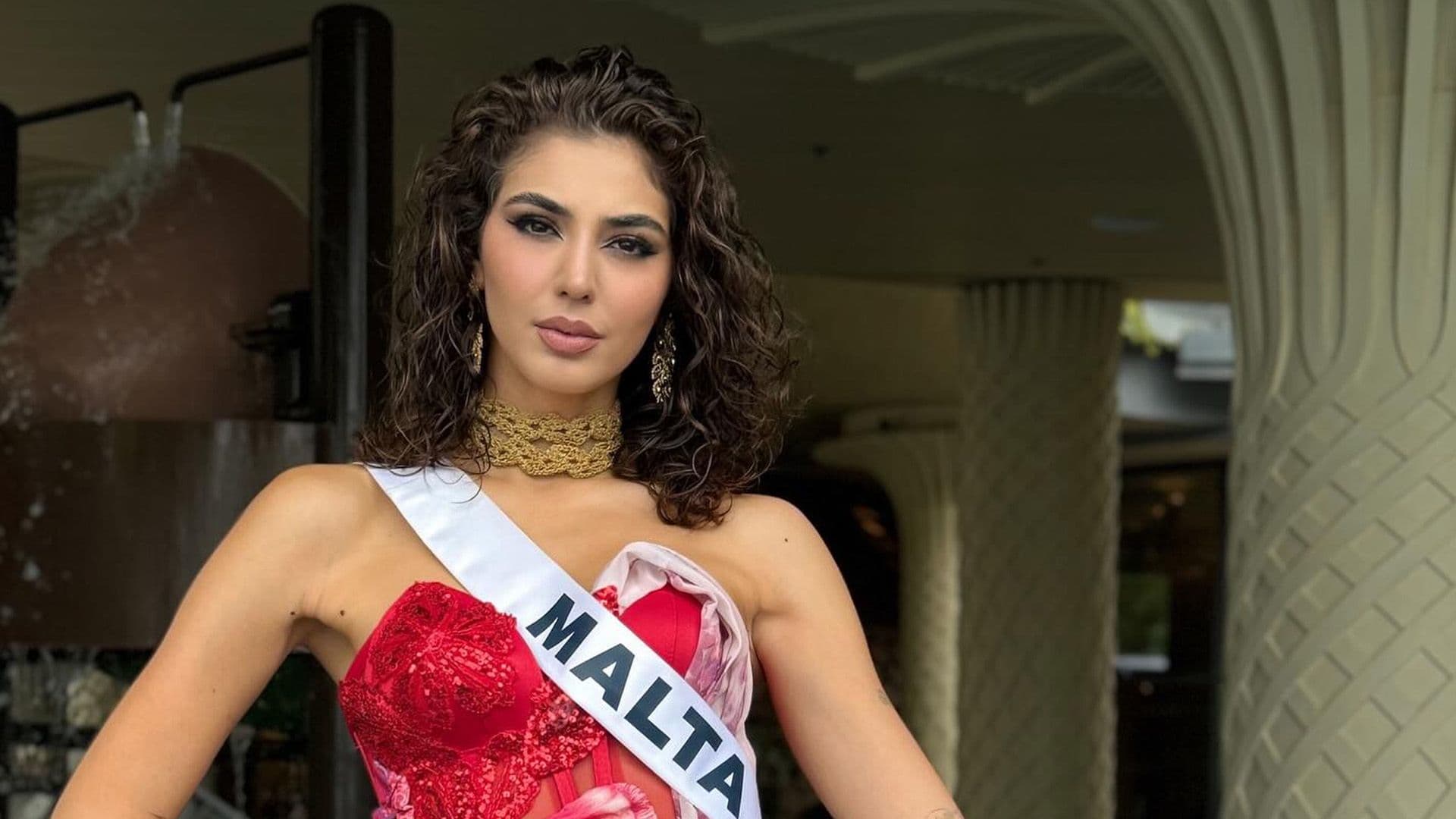 Julia Cluett Wears ‘Sagħtar’ Inspired Dress In Thailand For Miss Universe