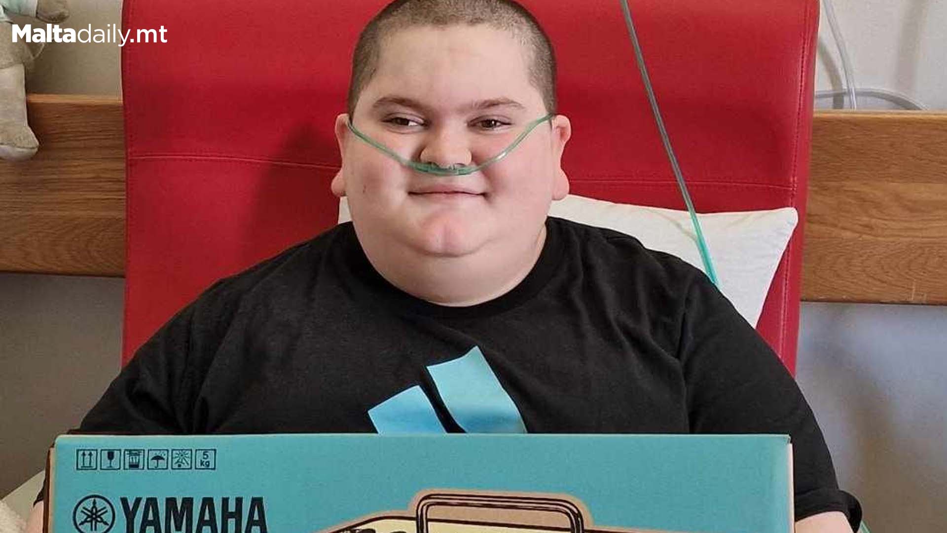 Jake Vella Gifted Amplifier By Local Musicians