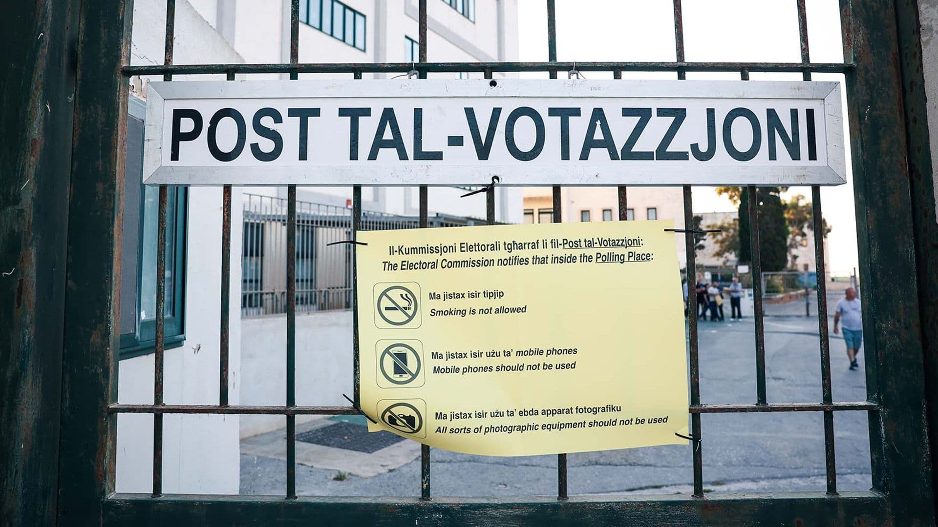Things You Can’t Do At The Polling Station
