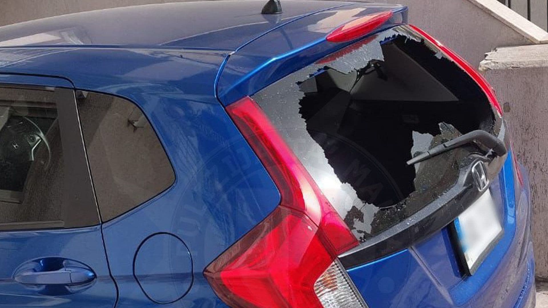 20-YEAR-OLD ROMANIAN MAN ARRESTED AFTER SMASHING CAR WINDOW IN SWIEQI