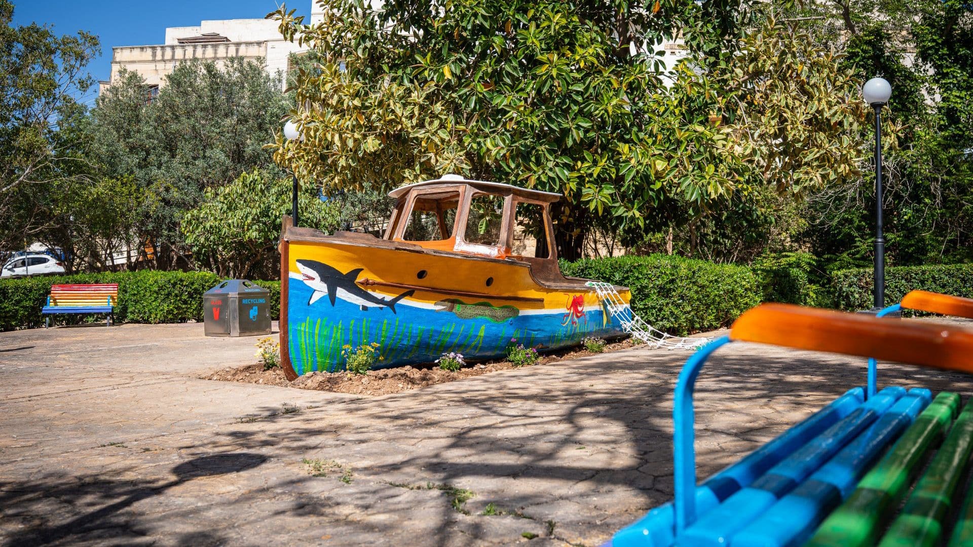 EU-FUNDED PLAYBOAT BECOMES CREATIVE HUB FOR CHILDREN IN KALKARA
