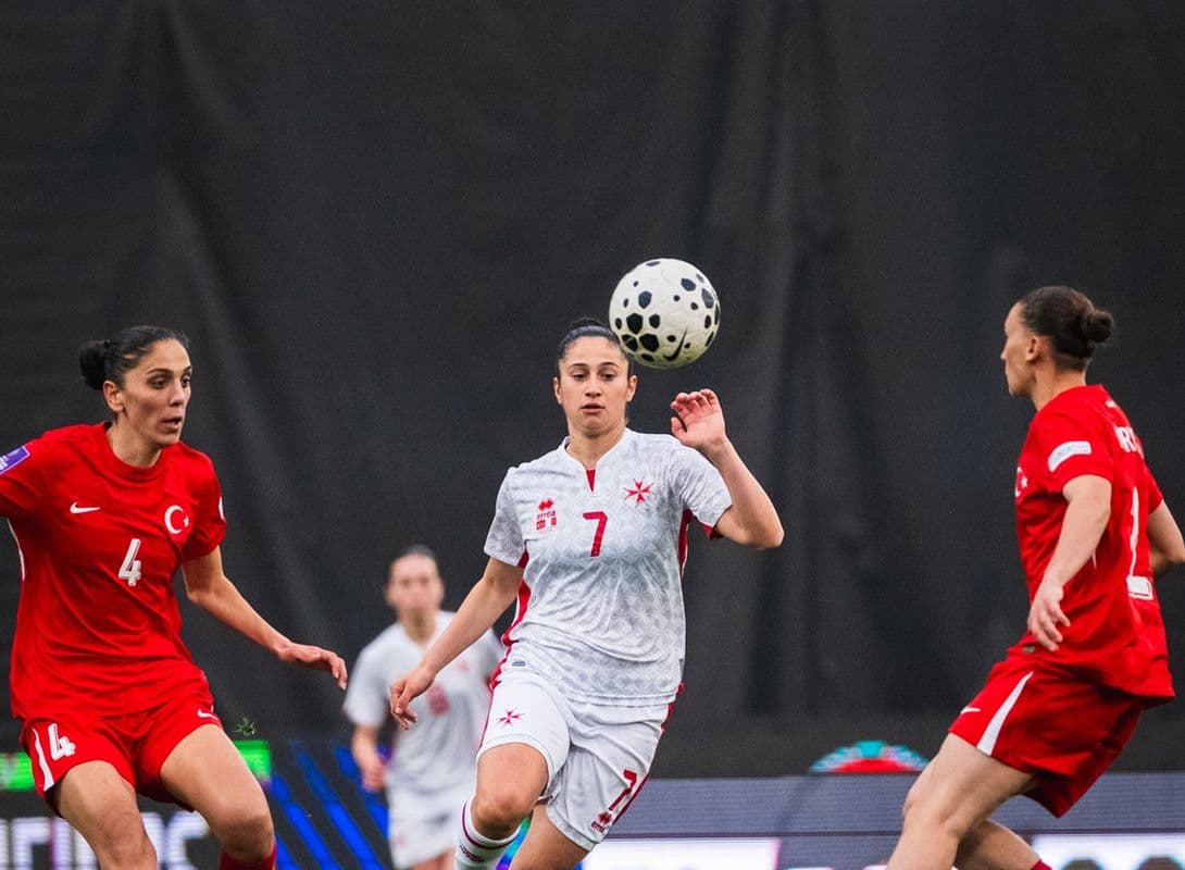 Lexine Farrugia Suffers Serious Knee Injury