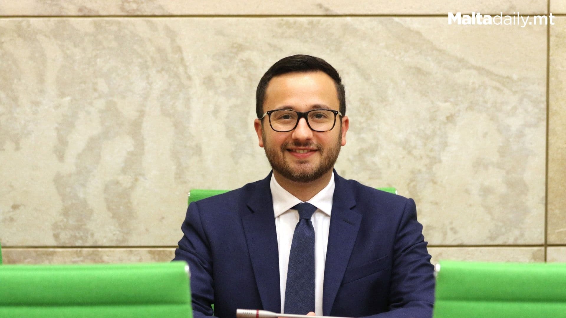 Darren Carabott Exposes Several Faulty Identity Documents