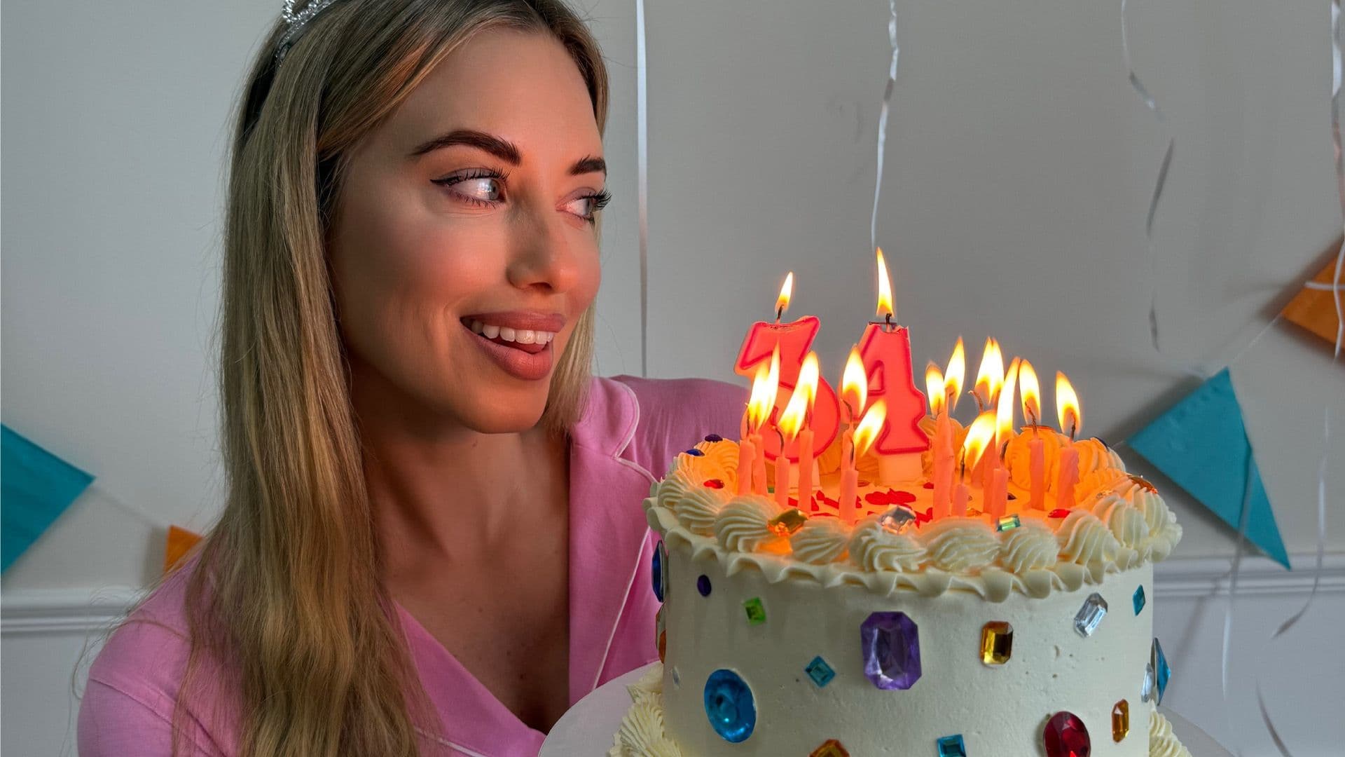 Giselle Celebrates Her 34th Birthday
