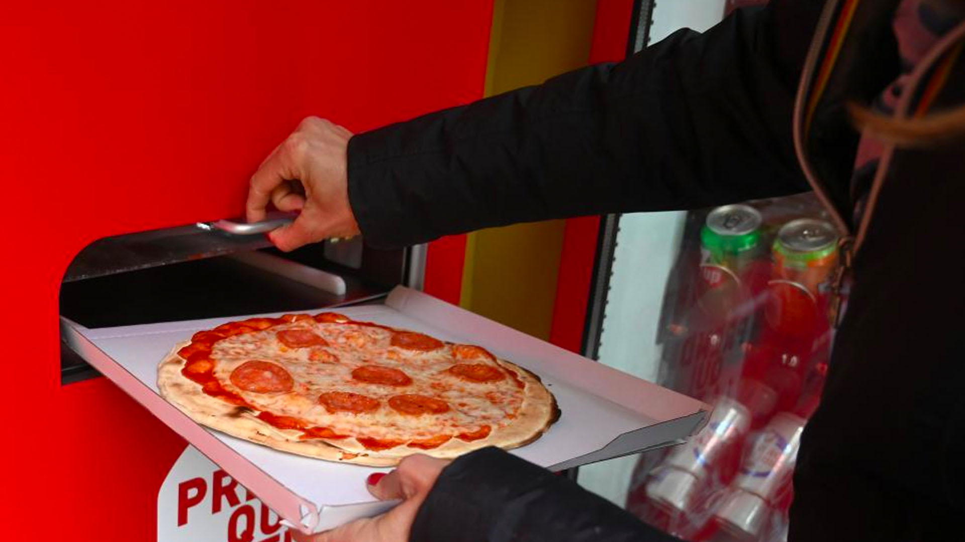 Pizza vending machines in Rome did not work well with the public