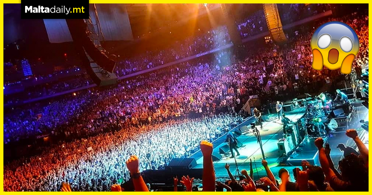 Over 20,000 attend full capacity Foo Fighters concert in New York