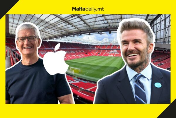 David Beckham & Apple among potential buyers after Manchester United was put up for sale