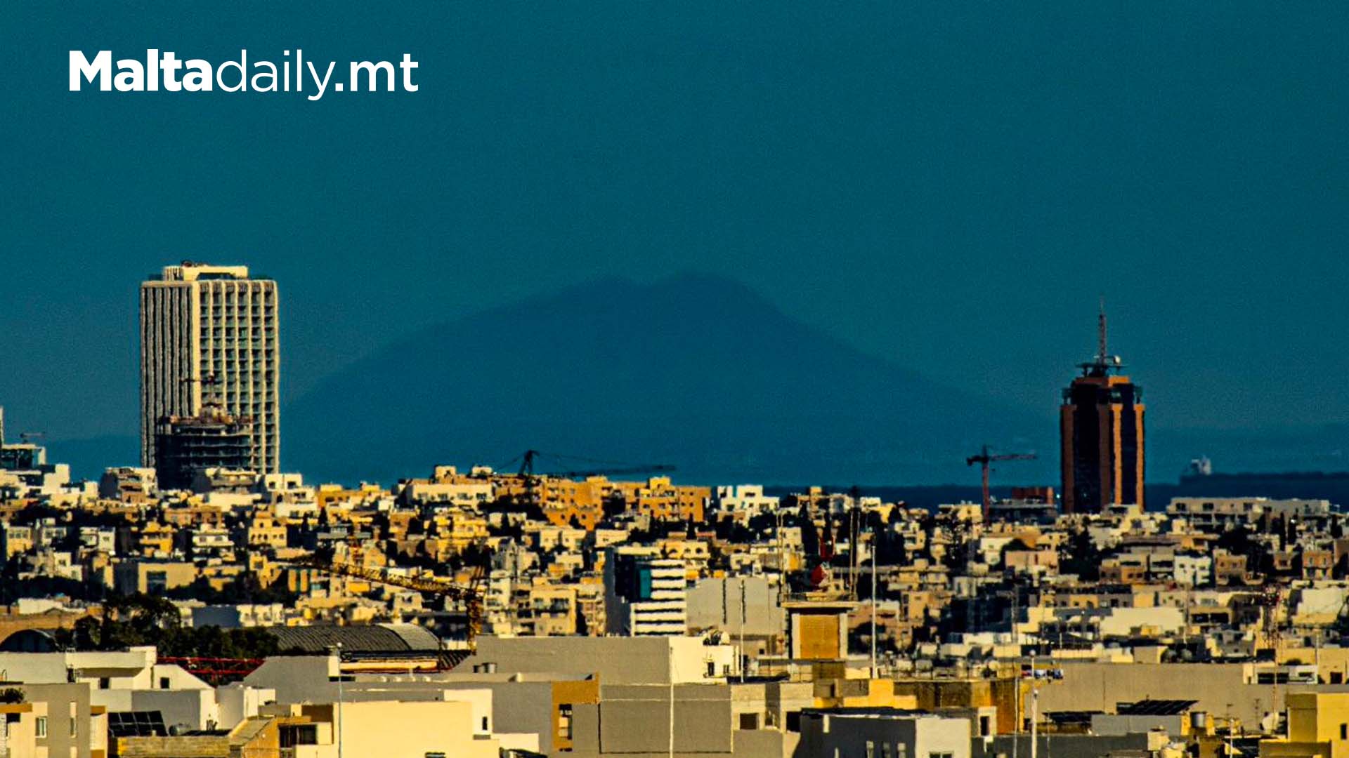 Maltese Photographer Captures Mount Etna From Żurrieq