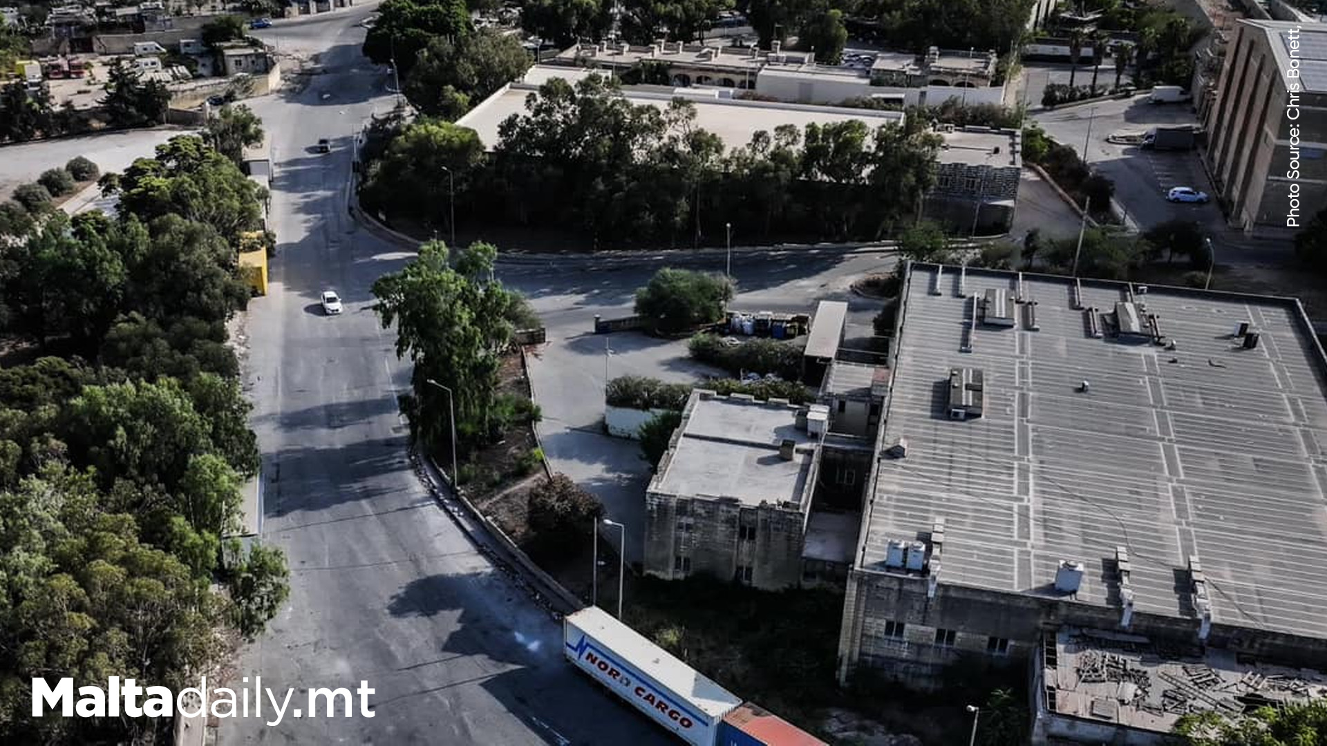 Transport Malta Removes Abandoned Trailers from Kordin Industrial Zone