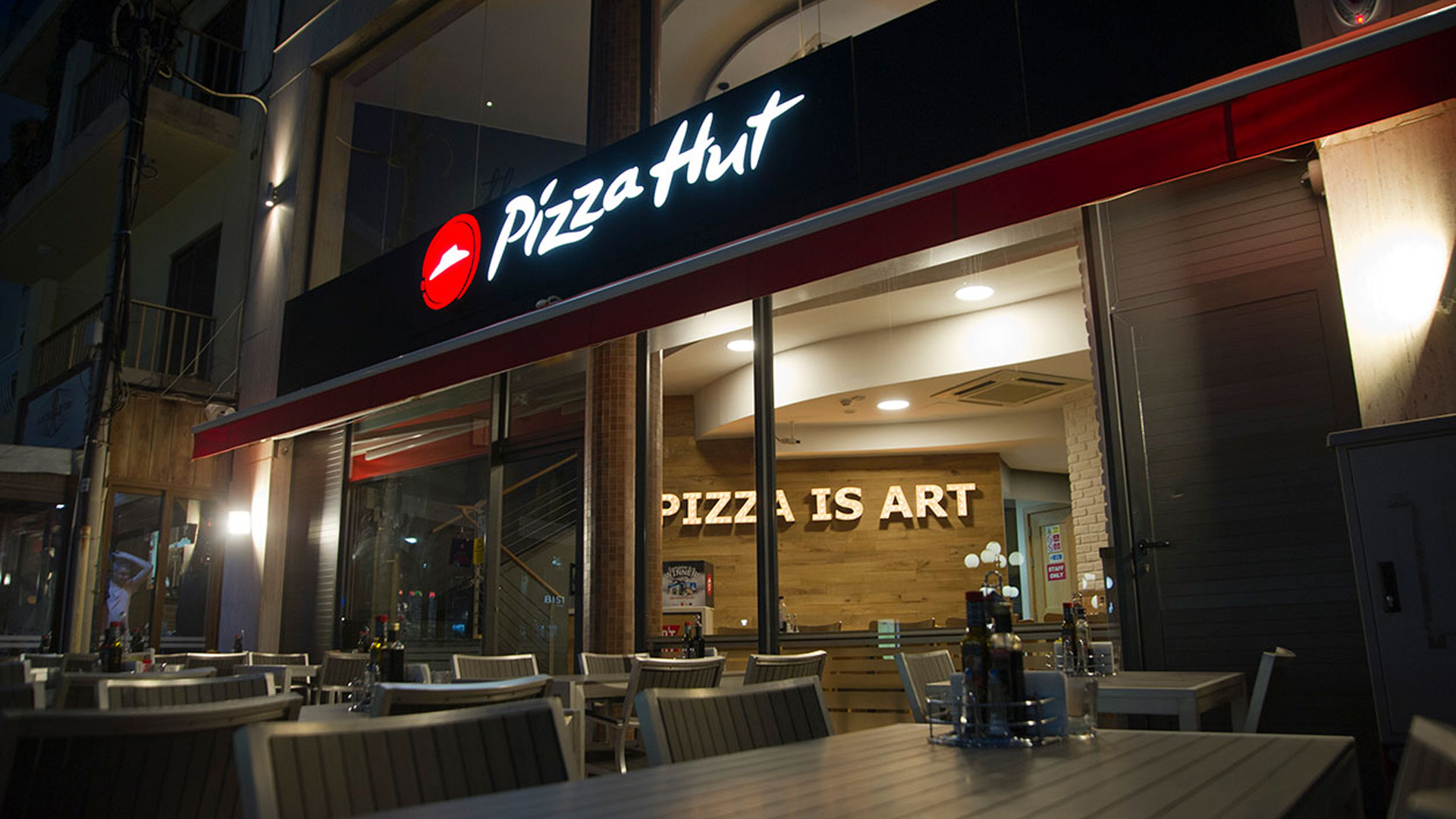 Pizza Hut Bugibba to Close After 20 Years