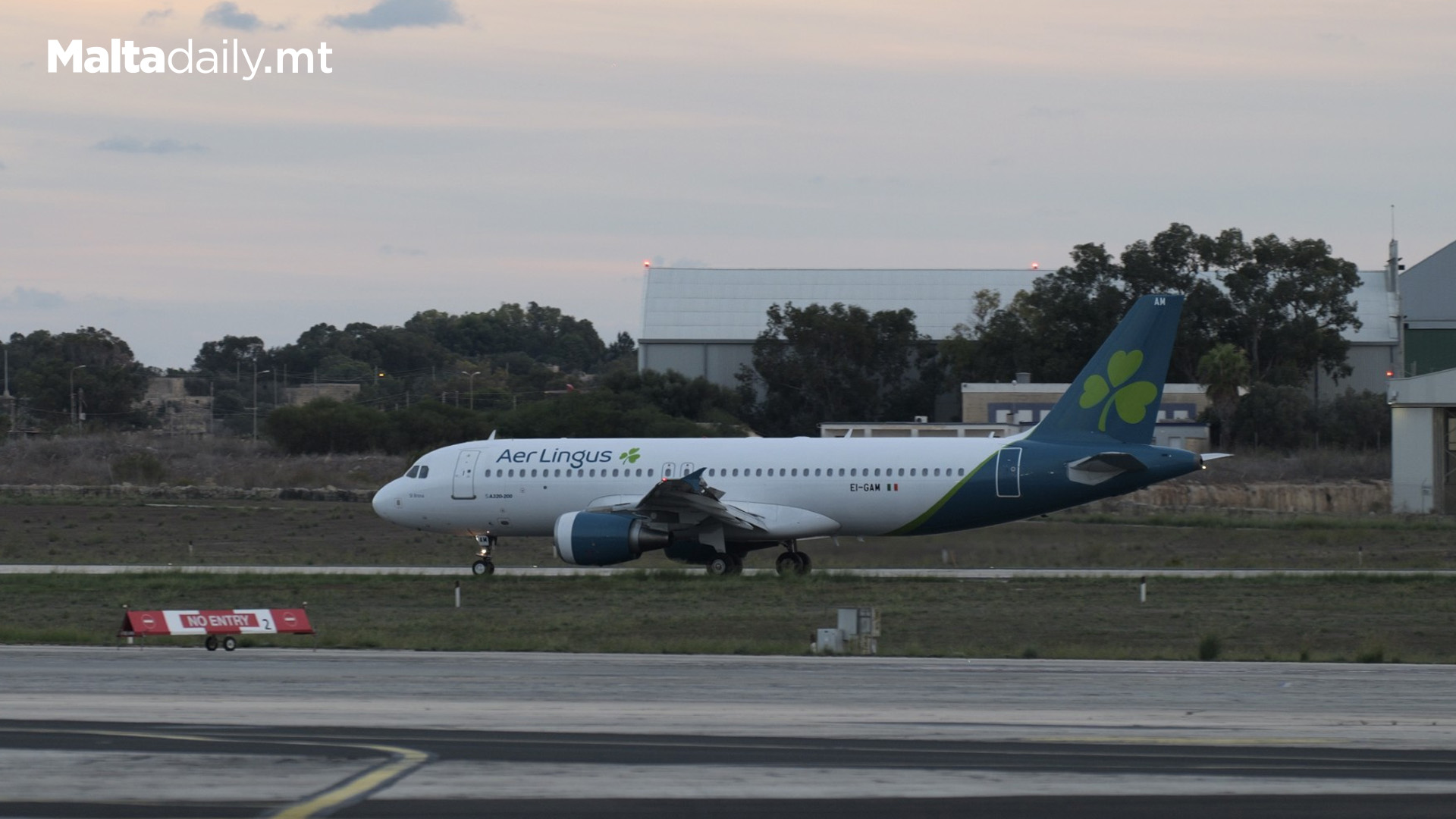 First Aer Lingus Flight Lands At Malta Airport